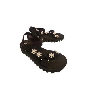 Wild Pair Kudose Sporty Embellished Sandals Strappy Platform 7.5M *Flaw